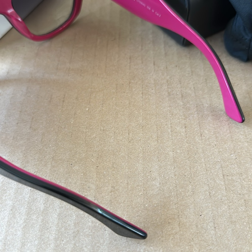 ⭐️SALE⭐️ Cartier CT0304S Pink & Black Sunglasses with Gold Accents Gray Lens EUC - Picture 12 of 13